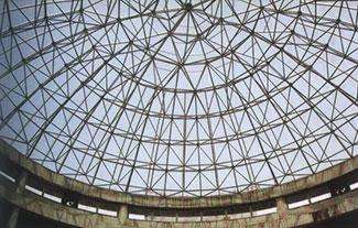 克拉玛依铝镁锰板屋面网架在设计时要注意哪些细节